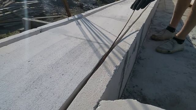 Резка штраб и армирование кладки из ячеистобетонных блоков