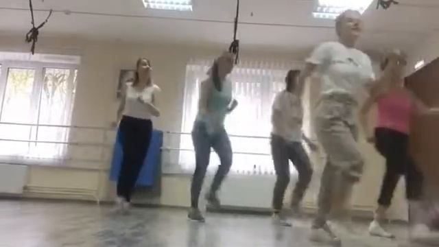 Зумба на Сходненской. Студия БЕРКАНА. смотреть онлайн