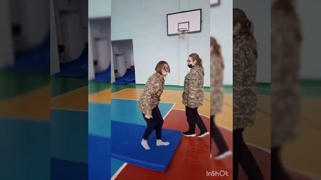 Поднимание туловища из положения лёжа на спине смотреть онлайн