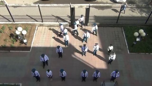 Флешмоб в честь 25-летия казахстанской полиции провели в Уральске смотреть онлайн