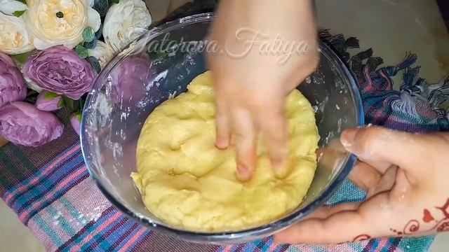 Простой и вкусный песочный пирог. Выпечка к чаю! смотреть онлайн