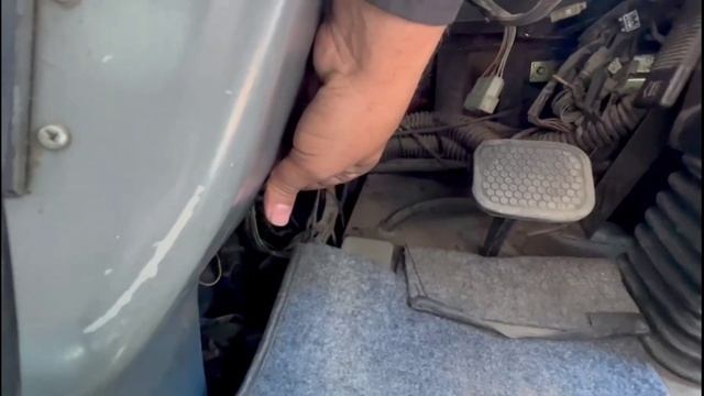 Daewoo bus BH 116 door manually unlocking system смотреть онлайн