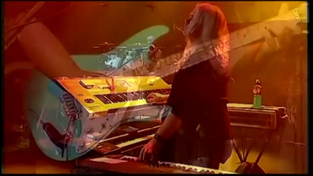 Pendragon - A Man Of Nomadic Traits смотреть онлайн