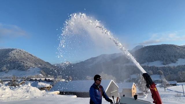 WADO Schneefräse SX2092 Prototyp im Einsatz смотреть онлайн