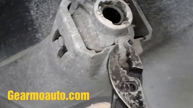 2005-2008 Toyota matrix Front bumper replacement смотреть онлайн
