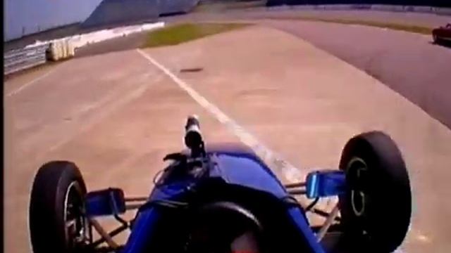 Ford GT v Formula Ford смотреть онлайн