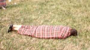 ГусенИца превращается в бабочку.