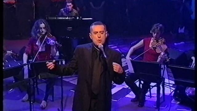 Holly Johnson of Frankie Goes To Hollywood with string quartet, The Power Of Love, live on Later Wi смотреть онлайн