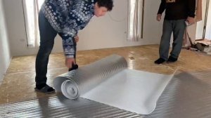 Тёплый пол за 5 минут. Инфракрасный ленточный пол.