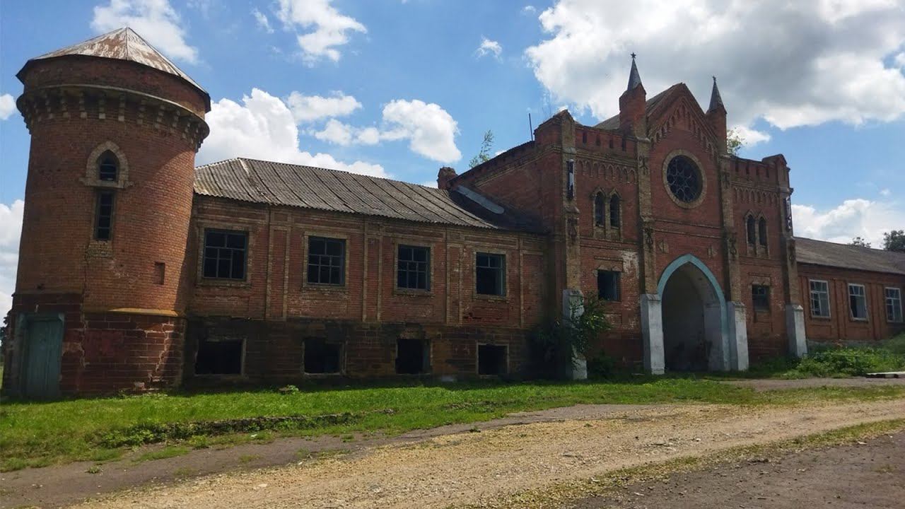 Заброшенный замок в глуши. смотреть онлайн