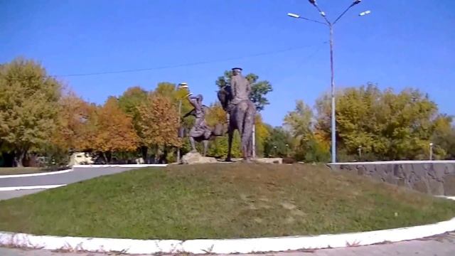 Памятник героям романа "Тихий Дон" смотреть онлайн