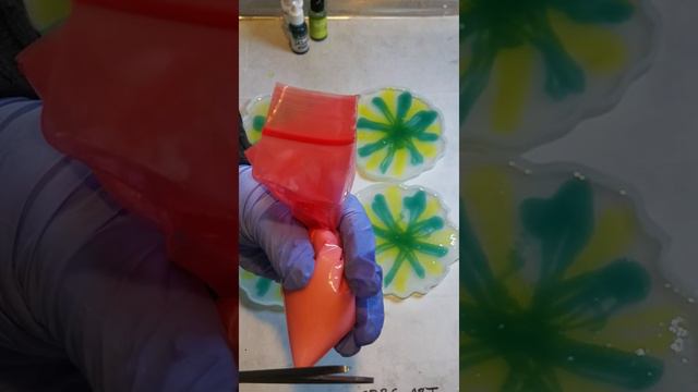 "Kelly's Plant" flower technique resin geode coasters смотреть онлайн