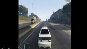 Nvidia GT 210 VS GT 8600 GTA V Gameplay Comparison