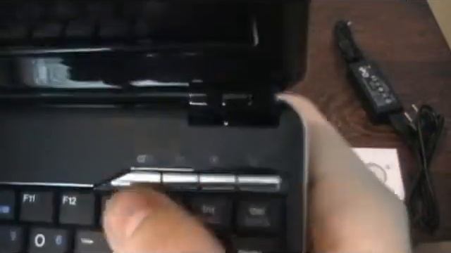 Netbook CPU Intel ATOM, DDR-II 1GB/160GB HDD, 10.2