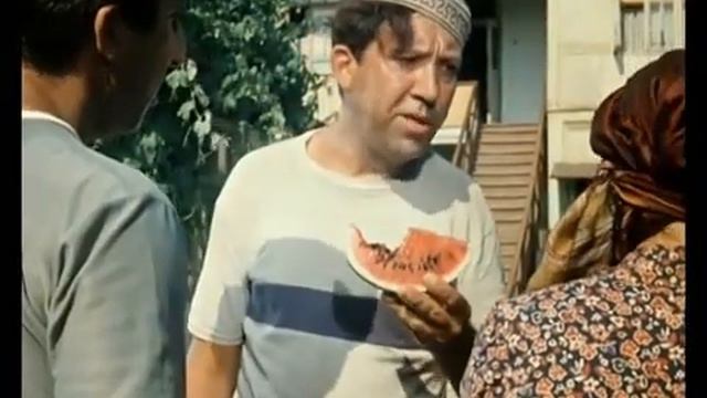 "Между прочим (попутно, наряду с чем-либо) ... жених украл ..." смотреть онлайн