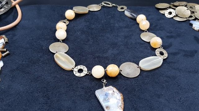 Украшения из натуральных камней своими руками