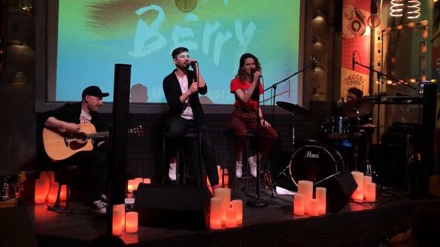 Rock & Roll Queen (The Subways Cover) – группа FUNBERRY – 02.03.21 – Unlock Cafe Moscow 🇷🇺 Russia смотреть онлайн