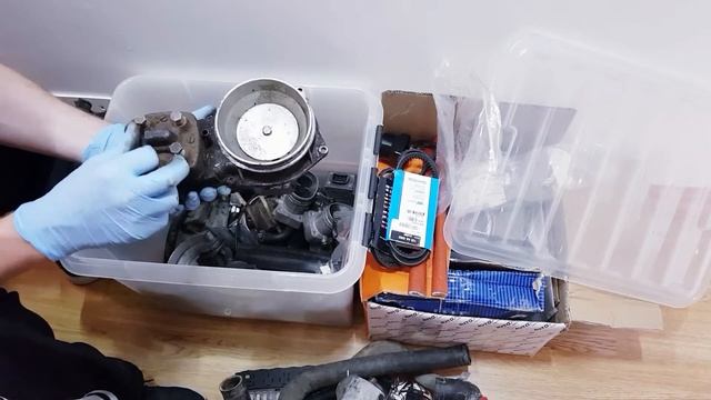 Porsche 924 - Raiding the parts bin - Part 12 смотреть онлайн