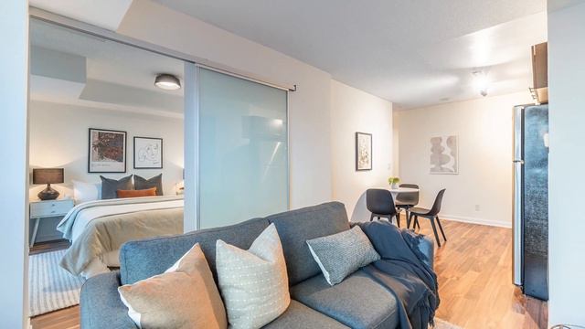 38 Joe Shuster Way #2010 | Liberty Village | Toronto смотреть онлайн