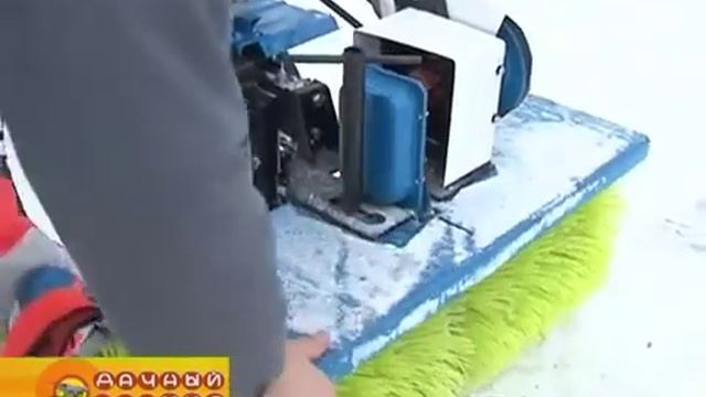 Борьба со снегом при помощи мотоблока НЕВА смотреть онлайн