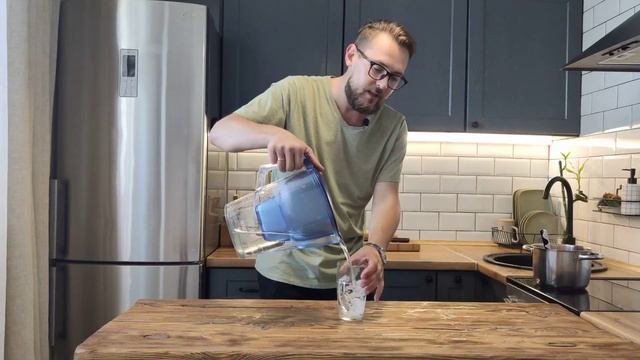 Томатный суп. Сытное первое блюдо для вегетарианцев. смотреть онлайн