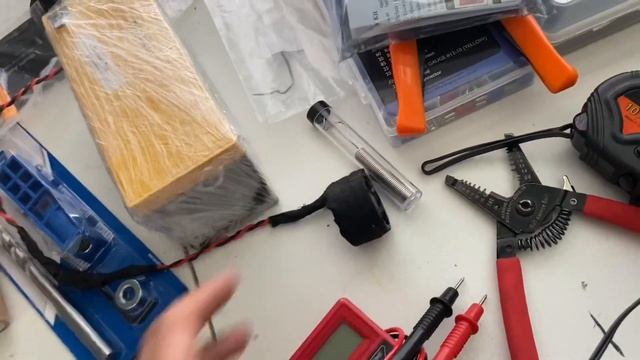 Homemade DD1 vs DIY Oscilloscope (DSO 138) смотреть онлайн