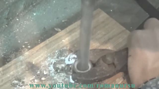Как сделать кольцо из монеты своими руками в домашних условиях How to make a ring out of a coin смотреть онлайн
