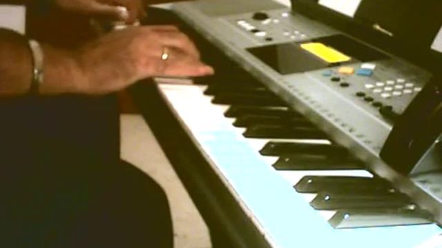 Malu Aprendiz Yamaha psr e323 смотреть онлайн