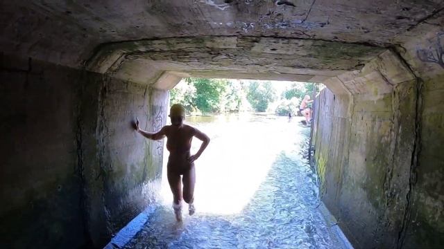 Серф на куске пенопласта / водопад недалеко от Москвы! смотреть онлайн