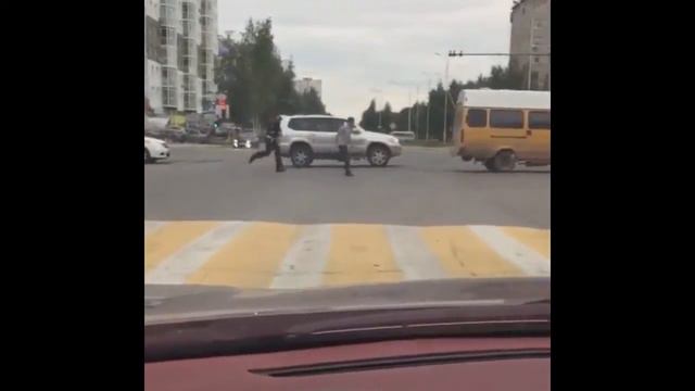 Догони мусорок (Vine) смотреть онлайн