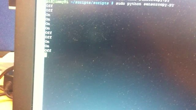 Raspberry Pi - PIR Motion Sensor with Python Code смотреть онлайн