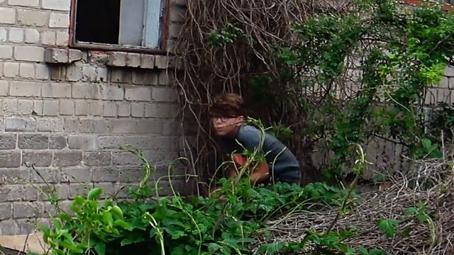 EVIL NUN 2 vs ICE SCREAM 4 in Real life СТРАШНАЯ КОНЦОВКА в реальной жизни смотреть онлайн