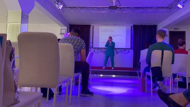 Как управлять впечатлением через голос и речь смотреть онлайн