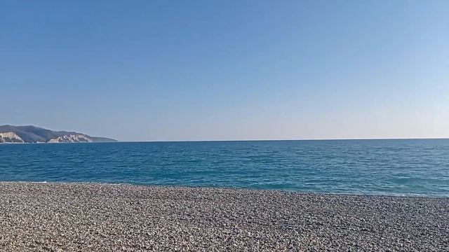 Уникальный пляж Абхазии в сосновой роще. село Лдзаа. Пицундская бухта. смотреть онлайн