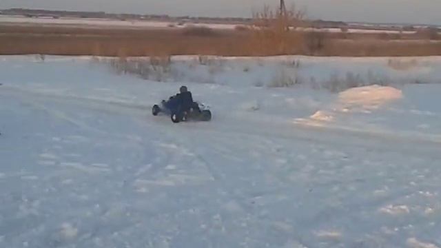 картинг зимой смотреть онлайн