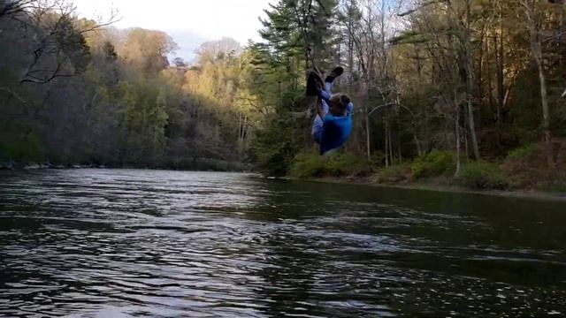 Fun rope swing!!!!!!!!! смотреть онлайн