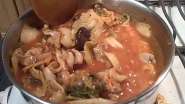 Korean Food: Korean Food Recipes: Kimchi Jigae Dakgogi