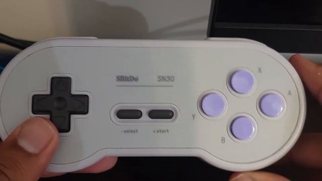 8bitDo Sn30 gamepad review (retro style bluetooth controller) смотреть онлайн