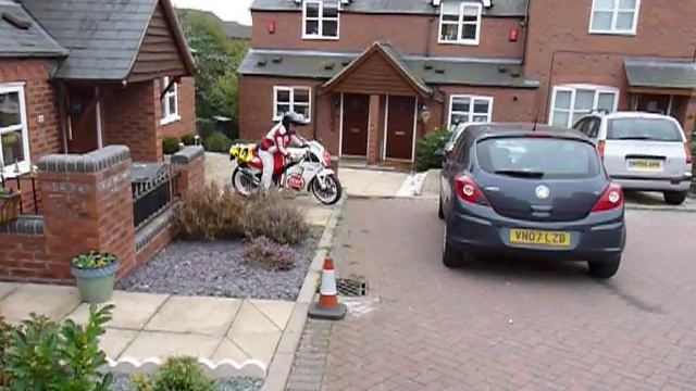 SUZUKI RG500 LUCKY STRIKE смотреть онлайн