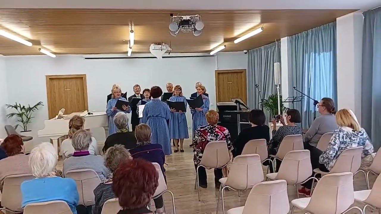 01 - Слава Богу в Вышних Д.Бортнянский смотреть онлайн