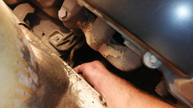 Бмв е36. Сгнил провод массы. Машина плохо заводилась. смотреть онлайн