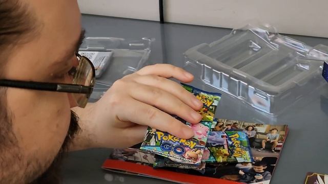 Pokemon GO Charmander Pin Collection Kutu Açılışı смотреть онлайн