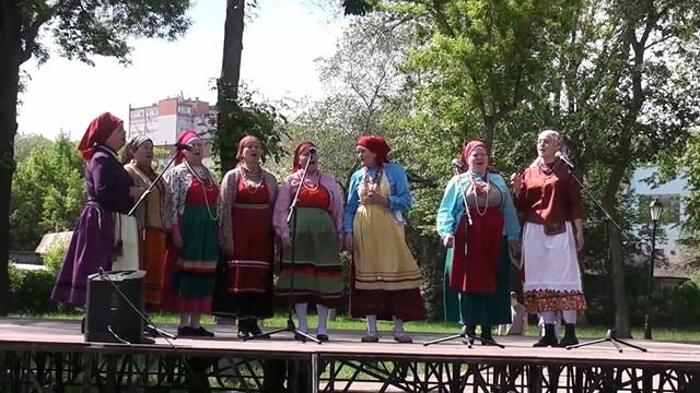 Самара 05 06 2016 Выступление в сквере Калинина фольклорно-этногафический ансамбль"Велень койть" смотреть онлайн