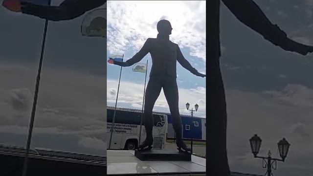Памятник первому олимпийскому чемпиону из Российской империи смотреть онлайн