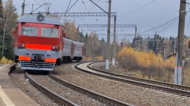 8К - Электропоезд ЭР2Р-7078 с сообщением Поварово-2 - Сандарово на станции 142км БМО ЖД смотреть онлайн