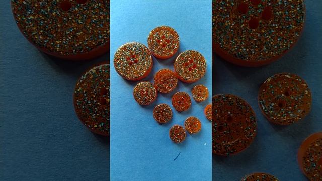 пуговицы. бусинки. эпоксидная смола. смотреть онлайн