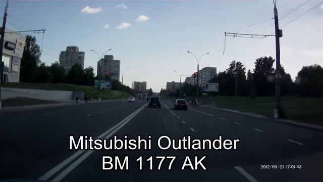 Mitsubishi Outlander - на красный свет смотреть онлайн