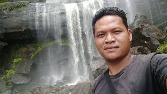AIR TERJUN TERTINGGI DI KALIMANTAN смотреть онлайн