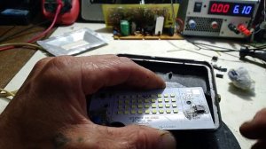 Ремонт светодиодного прожектора .