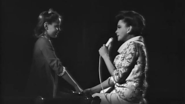 Judy Garland - Lorna (live)